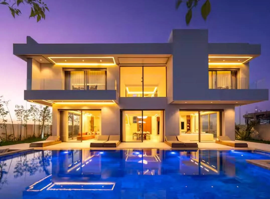 Marrakech villa at dusk